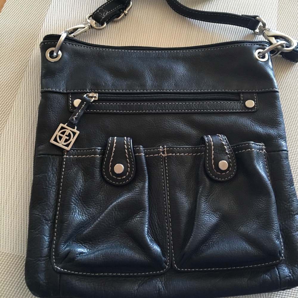 Giani Bernini crossbody